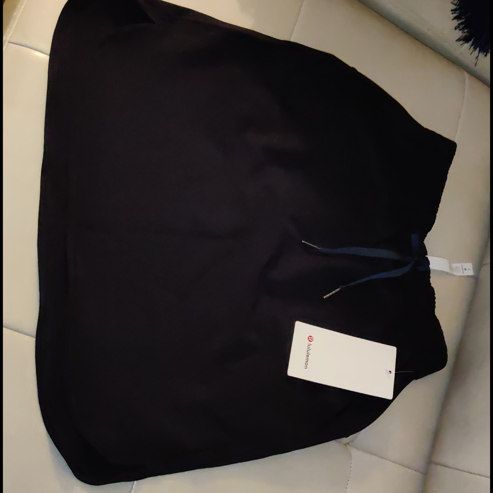 New black skirt